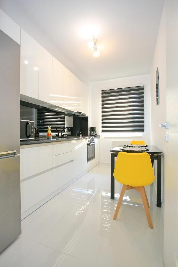 Apartament Prima Nufarul Ralu Oradea Exterior foto